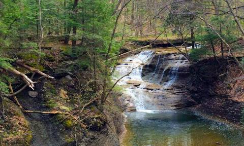 There’s A Petite Emerald Waterfall Hiding Near Cleveland That’s Too Beautiful For Words