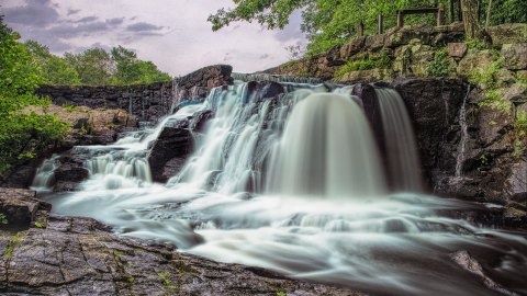 The Hike To This Pretty Little Connecticut Waterfall Is Short And Sweet