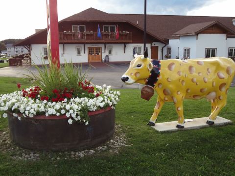 Take A Beer and Cheese Day Trip That's Quintessentially Wisconsin