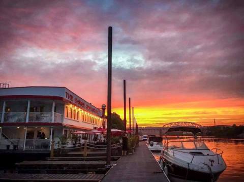 This Floating Restaurant In West Virginia Is Such A Unique Place To Dine