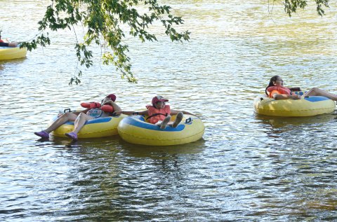 Leave It To Maine To Offer 9 Of The Most Incredible Natural Lazy River Trips In America