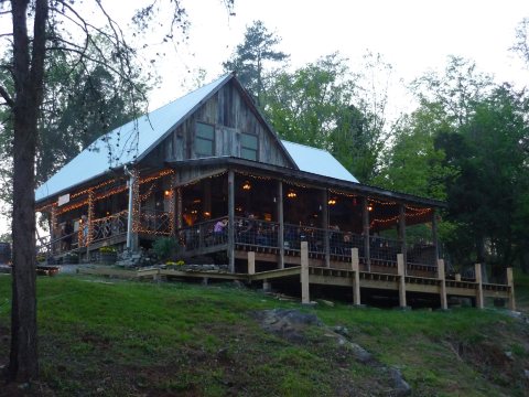 This Secluded Waterfall Restaurant In Tennessee Is One Of The Most Magical Places You’ll Ever Eat