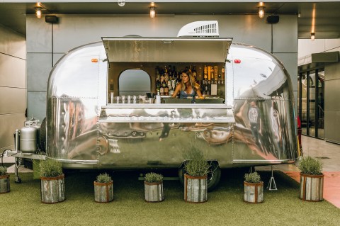 This Nashville Bar Serves Drinks From The Back Of A Vintage Greyhound Bus