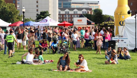 This Incredible Connecticut Festival Is A Food Lover's Dream Come True