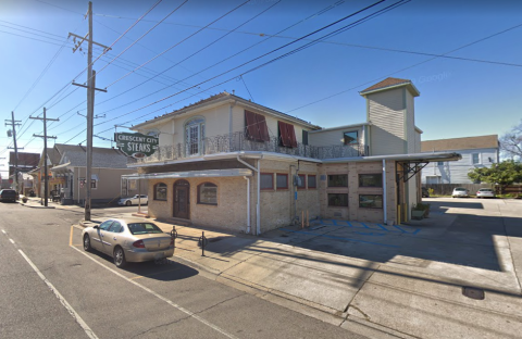 This Old-School Steak House In New Orleans Will Satisfy Your Soul