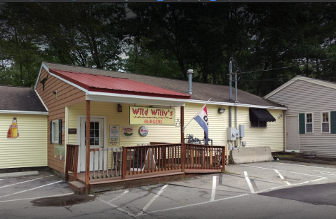 This Unassuming New Hampshire Restaurant Has 19 Different Kinds Of Burgers To Choose From