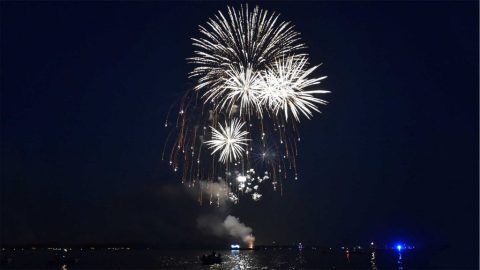 See Fireworks Like Never Before On This Kayak Tour In Connecticut