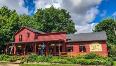 The Swedish Meatballs At This Small Town Bakery In Illinois Put IKEA To Shame