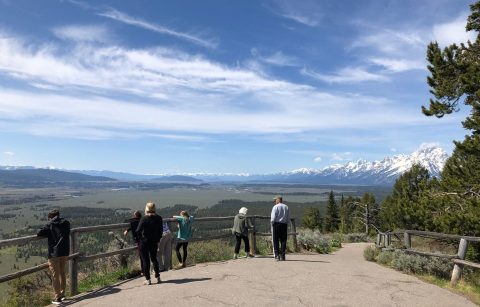 This Beautiful Hike In Wyoming Has A Mouthwatering Restaurant Right Along The Trail