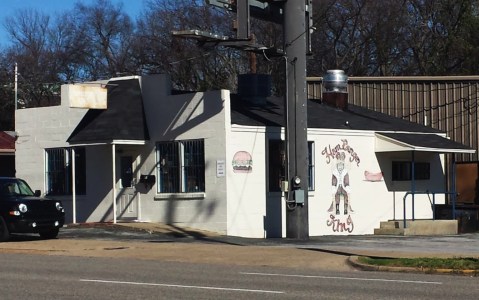 You Can Get Lunch For $5 Or Less At These 8 Praiseworthy Restaurants In Alabama