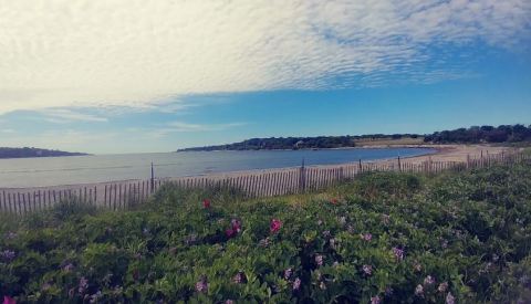 This Secluded Cove In Rhode Island Might Just Be Your New Favorite Swimming Spot