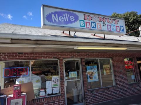 This Little Connecticut Bakery Is Quietly Becoming The Capital Of Hand-Cut Donuts