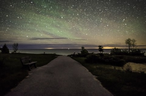 Head To The Darkest Spot In Wisconsin To See Jupiter And Its Moons This Month