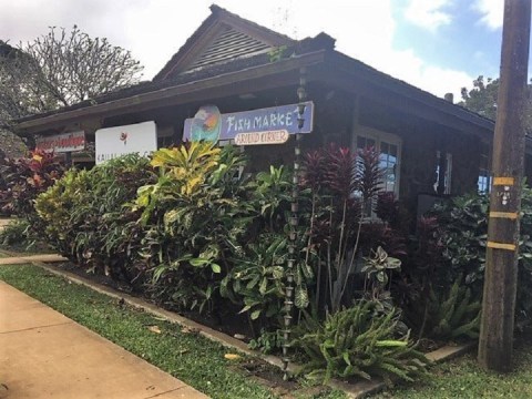 The Casual Restaurant That Serves Up Some Of The Best Seafood In Hawaii