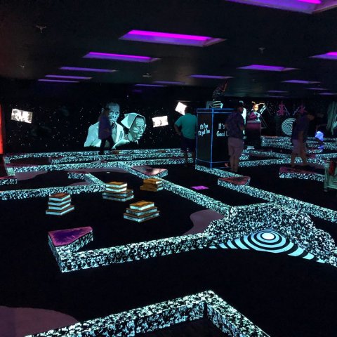 This Twilight Zone-Themed Mini Golf Course In Nevada Is Insanely Fun