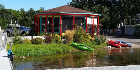 Sink Your Toes In The Sand At Sand Bar And Island Grill, A One-Of-A-Kind Tiki Bar In Wisconsin