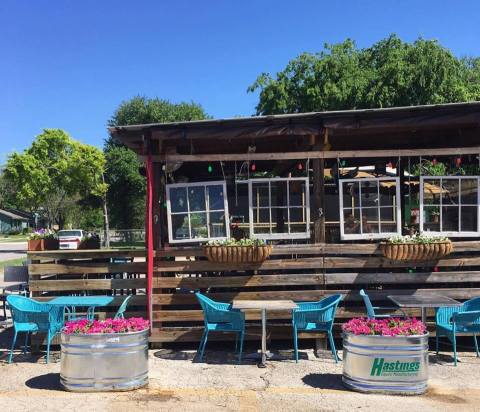 7 Wackadoodle Restaurants In Austin That Will Change The Way You Think Of Eating Out