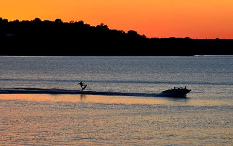 One Beautiful Lake State Park In Kansas You'll Fall In Love With