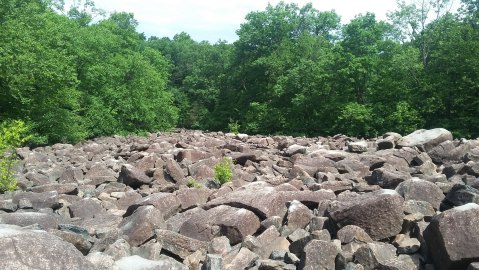 These Singing Rocks In Pennsylvania Need To Be Experienced To Be Believed