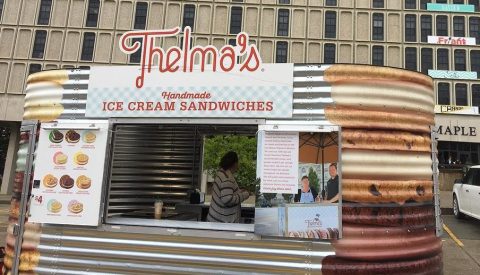 This Tiny Bakery In Iowa Serves Ice Cream Sandwiches That Are Out Of This World