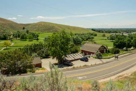 Spend The Night At A Wildlife Center With Sweeping Views At This Unique Bed And Breakfast In Idaho