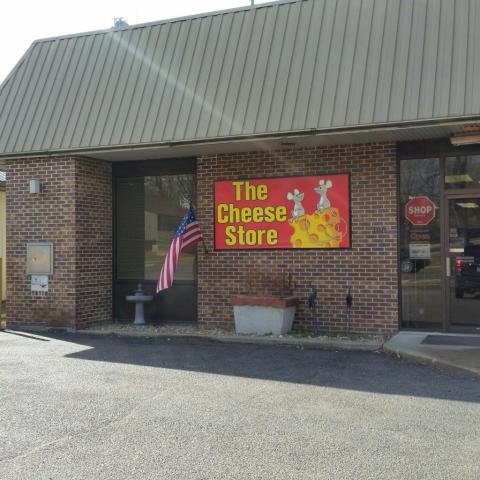 You Won't Leave Empty Handed From This Amazing Cheese Shop In Small Town Missouri