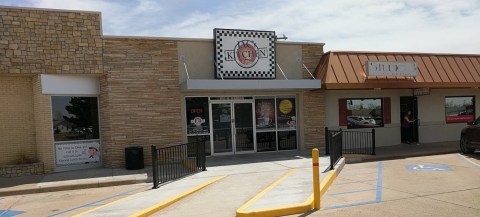 You'll Never Want To Miss Breakfast At This Restaurant In Western Kansas