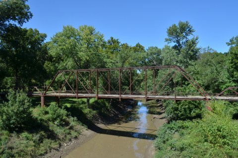 9 Of The Best Historic Stops Along Kansas' Longest Hiking Trail