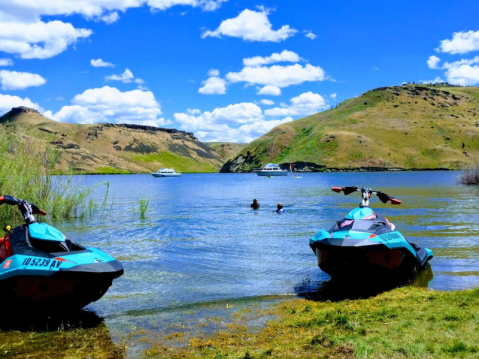 This Secluded Reservoir In Idaho Might Just Be Your New Favorite Swimming Spot