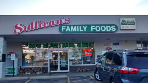 The Secret Lunch Spot In Cincinnati That Serves Up The Best Fried Chicken