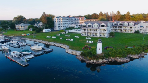 9 Stunning Beach Resorts In Maine That Are Almost Too Good To Be True