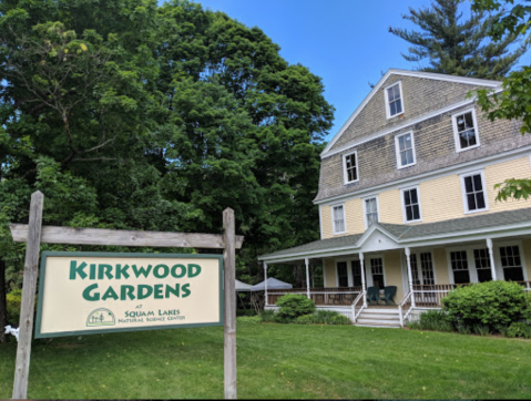 This Beautiful Garden In New Hampshire Attracts Hundreds Of Butterflies And It's Magnificent