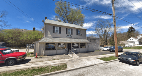 The Hidden Gem Dive Restaurant In Cincinnati Even The Locals Don't Know About