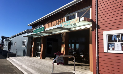 The Fries And Ice Cream At This Oregon Seaside Restaurant Are The Duo You'll Desire