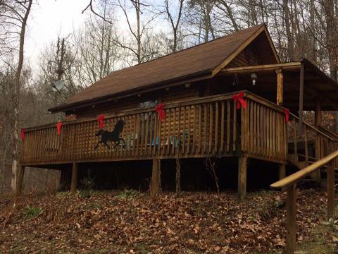 Spend The Night On A Horse Ranch At This Unique Retreat In Tennessee