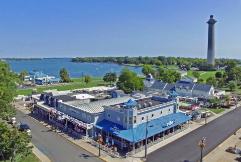 The Boathouse Bar And Grill In Ohio Belongs On The Top Of Your Summer Dining Bucket List