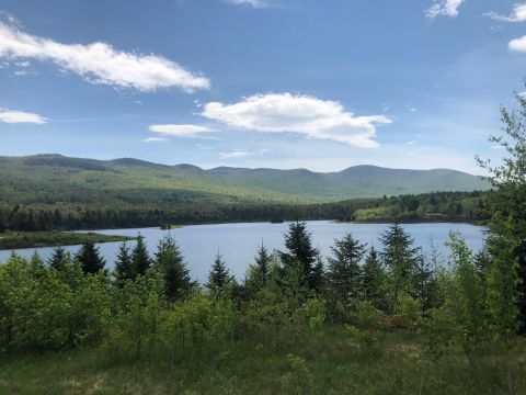 This Swimming Hole In Vermont Is So Hidden You’ll Probably Have It All To Yourself