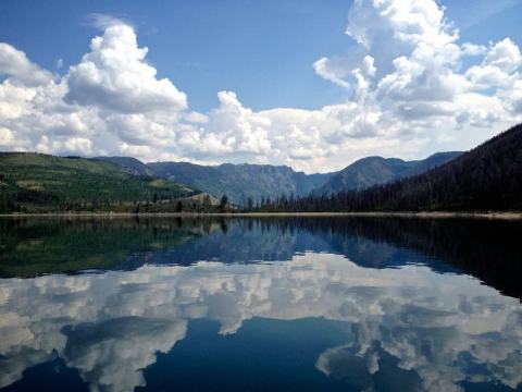 This 3-Mile Hike In Wyoming Leads To The Dreamiest Swimming Hole