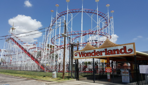 This Retro Amusement Park In Texas Is A True Blast From The Past