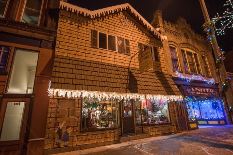 The Delicious Dessert Shop In Small Town Wisconsin That Sells Authentic German Sweets And Treats