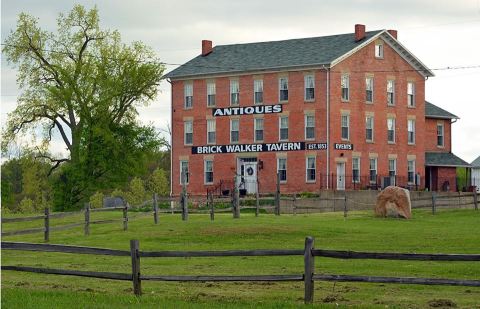 This Beautiful 166-Year-Old Tavern In Michigan Is An Absolute Must-See