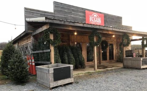 Hyde Farms Is A Charming Farm Stand In Tennessee That Sells Delicious Produce