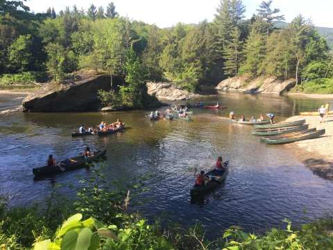 This Ice Cream Canoe Trip In Vermont Is A Dreamy Summer Experience