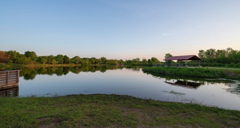 This Lake Preserve In Illinois Holds More Than 1,000 Acres Of Natural Beauty