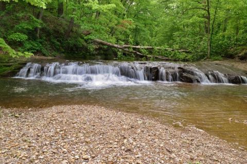 Your Kids Will Love This Easy 1-Mile Waterfall Hike Right Here In Indiana