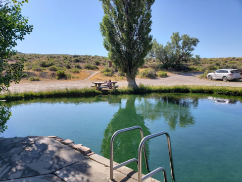 This Secluded Hot Spring In Nevada Might Just Be Your New Favorite Swimming Spot