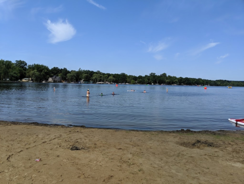 This One Beautiful Lake Near Detroit Has A Beach That Rivals The Coast