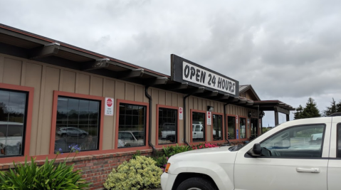 This Amazing Northern California Diner With Hot And Fresh Pies Never Closes