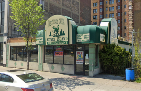 This Amazing Detroit Diner With Hot And Fresh Coney Dogs Never Closes