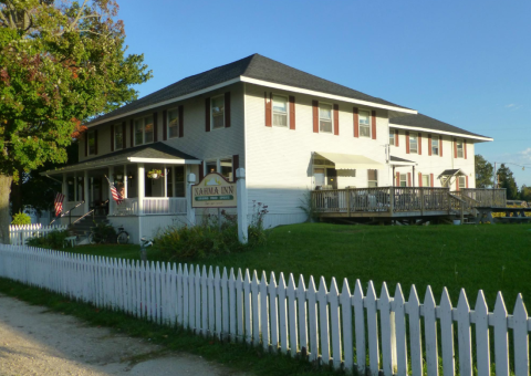 There's A Ghost Named Nell Who Roams The Halls At This Haunted Michigan Hotel